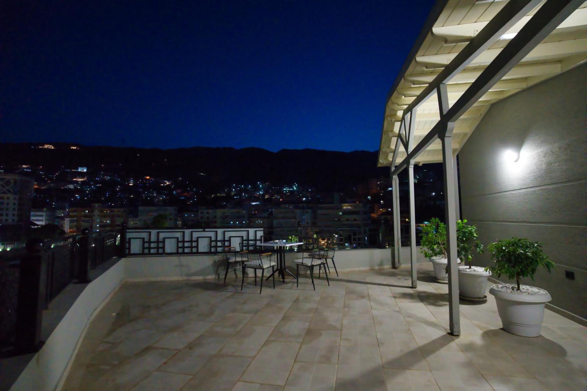 Rs Skendo Apartments Gjirokastër Екстериор снимка