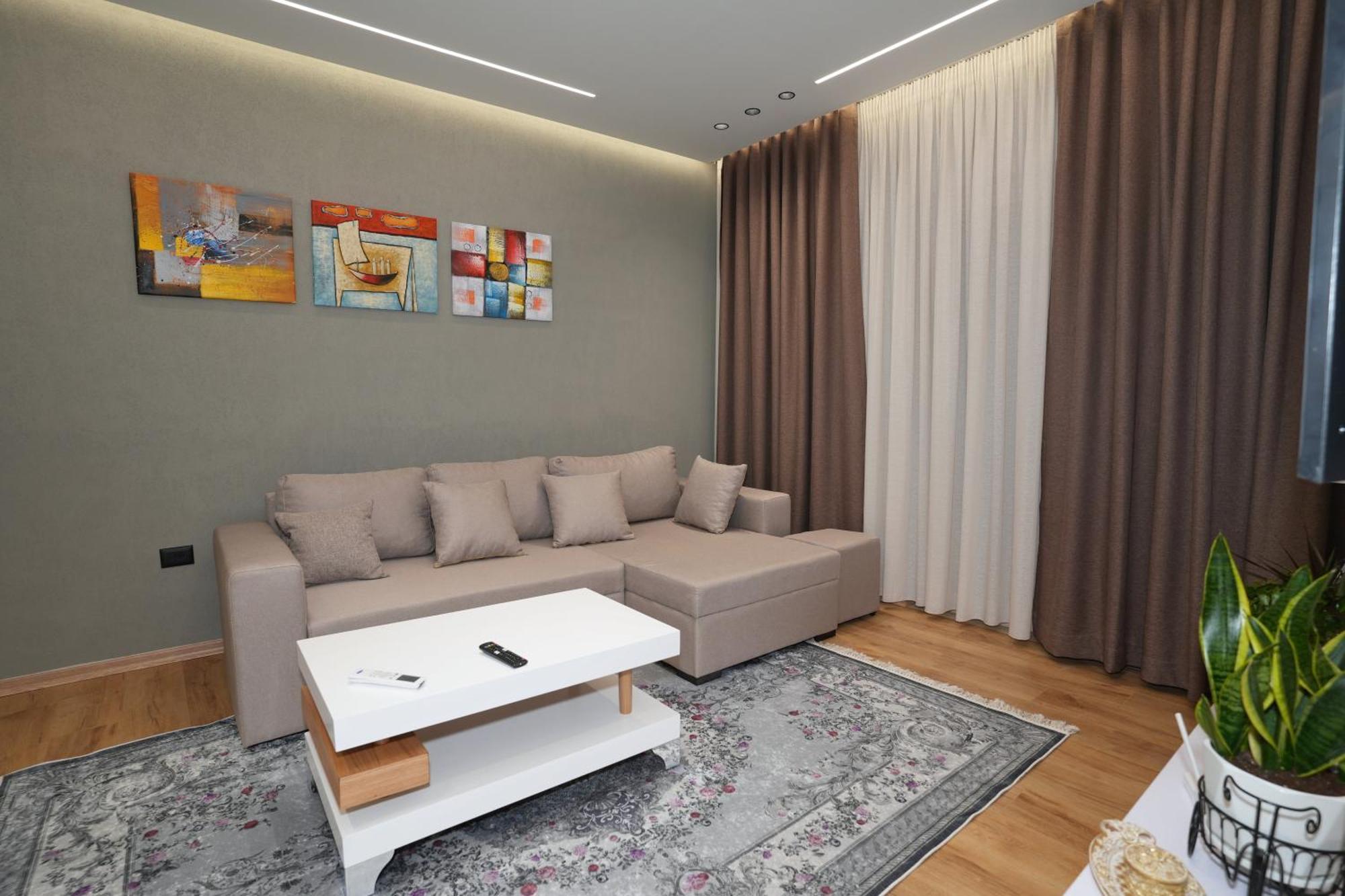 Rs Skendo Apartments Gjirokastër Екстериор снимка